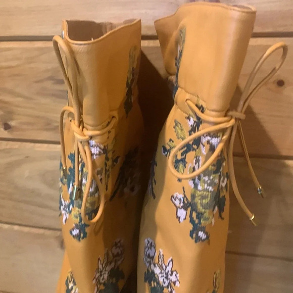 ‼️TORY BURCH boots‼️ - Picture 6 of 16